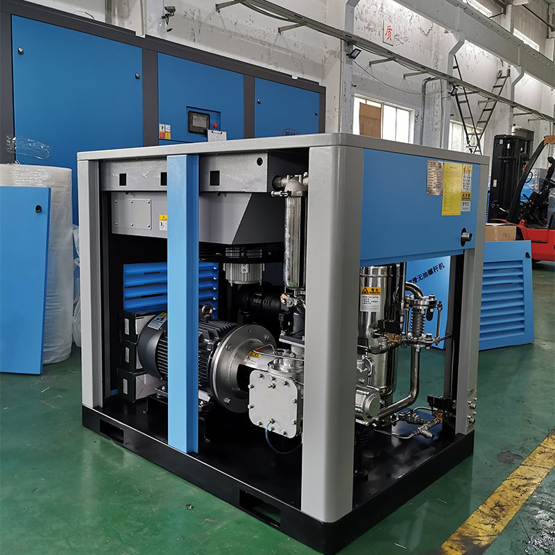 Water lubricated oil-free screw compressor